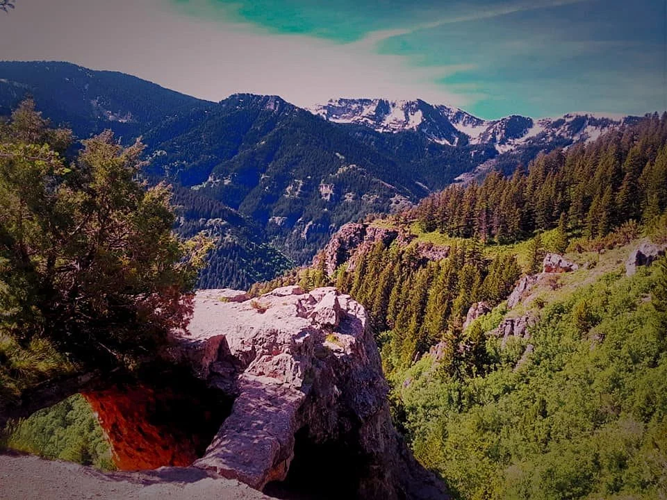 Wind Caves Hike