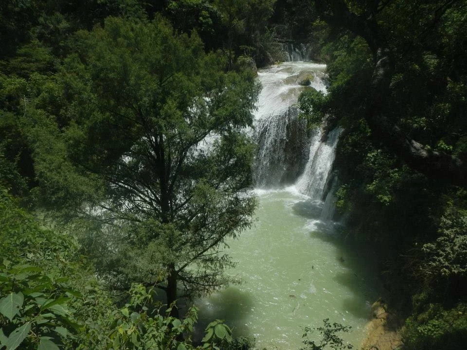 Cascada el Aguacero