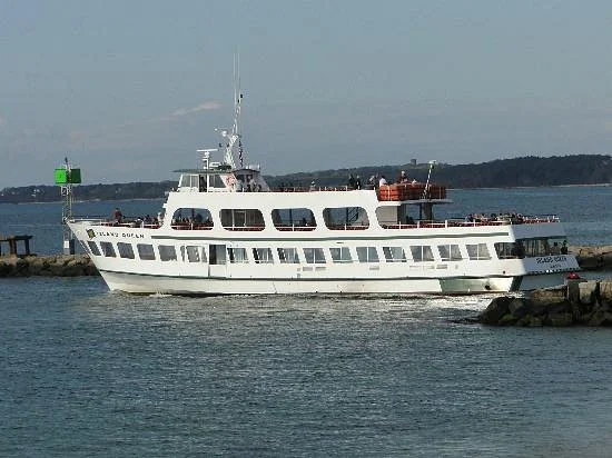 Island Queen Ferry