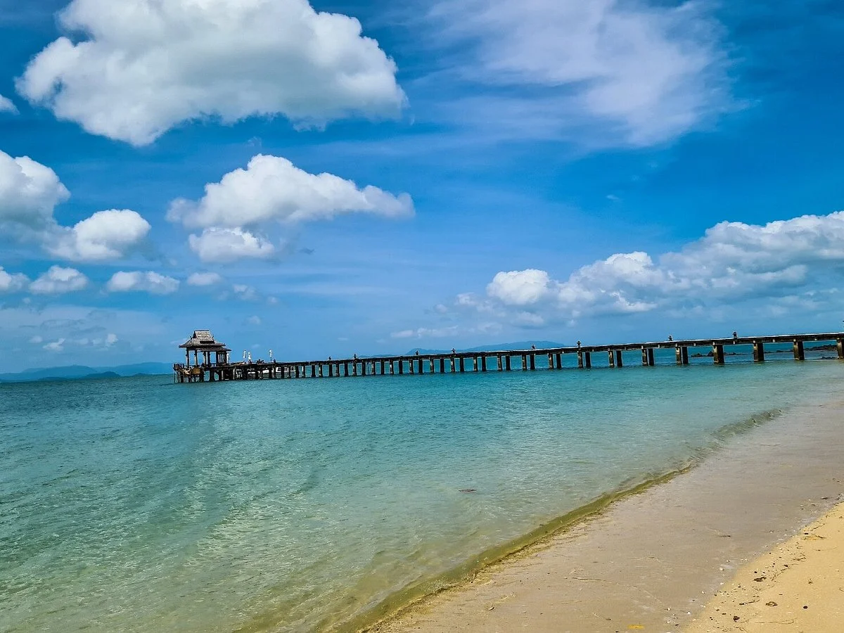 Loh Pared Bay Beach