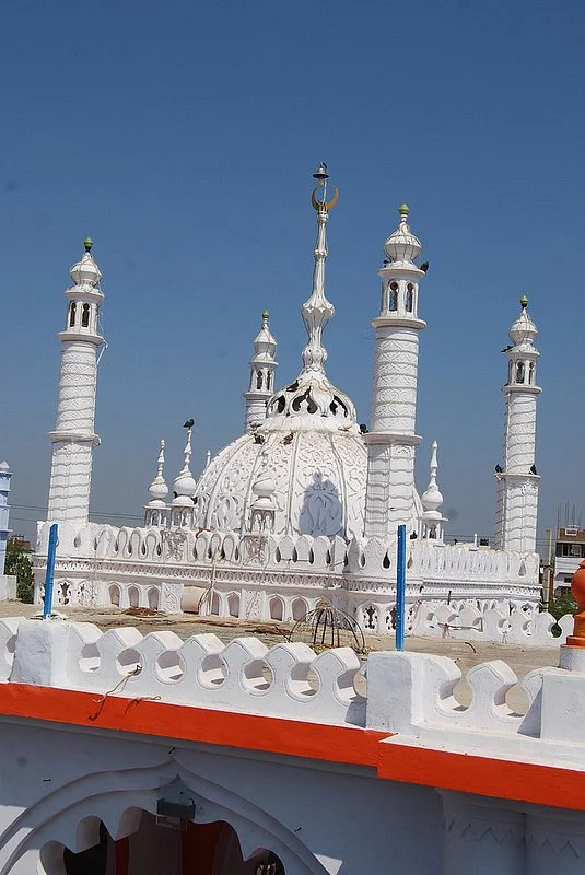 Ameen Peer Dargah Shrine