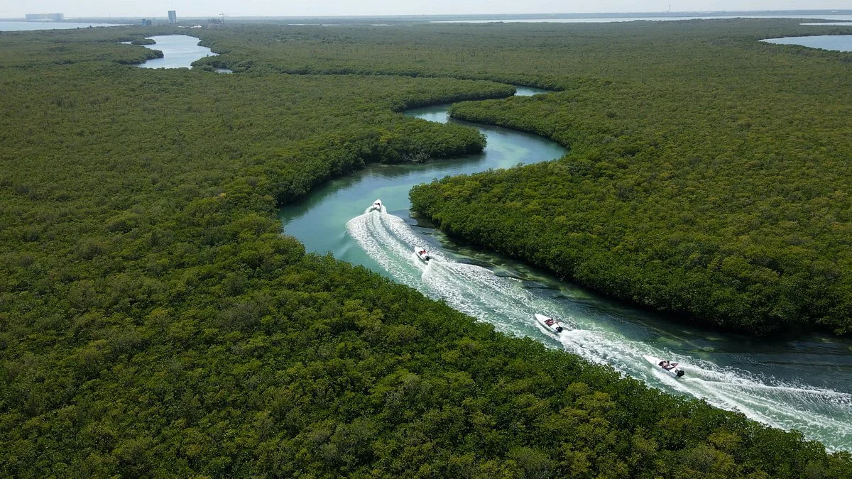 Puerto Maya Cancun