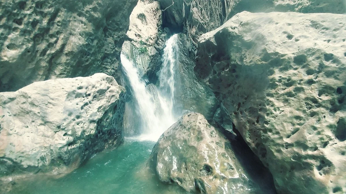 Cane River Falls