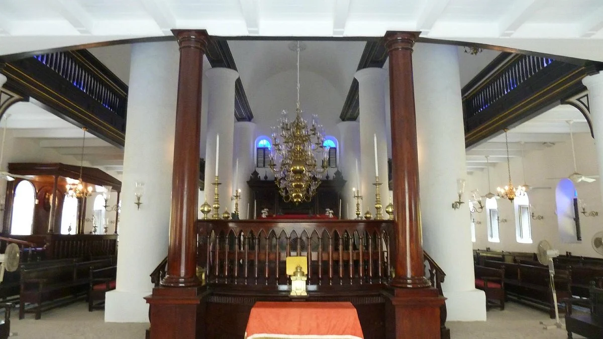 Mikve Israel-Emanuel Synagogue