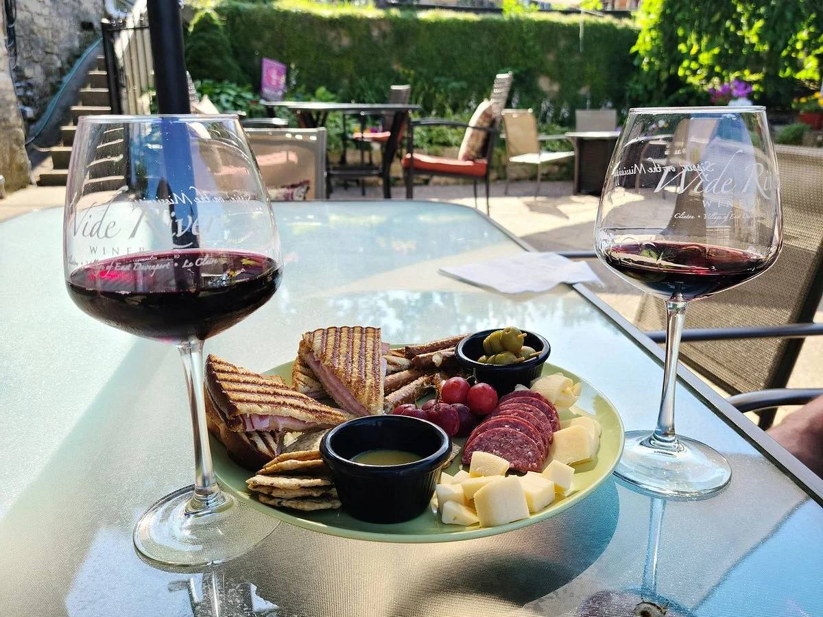 Wide River Winery Tasting Room