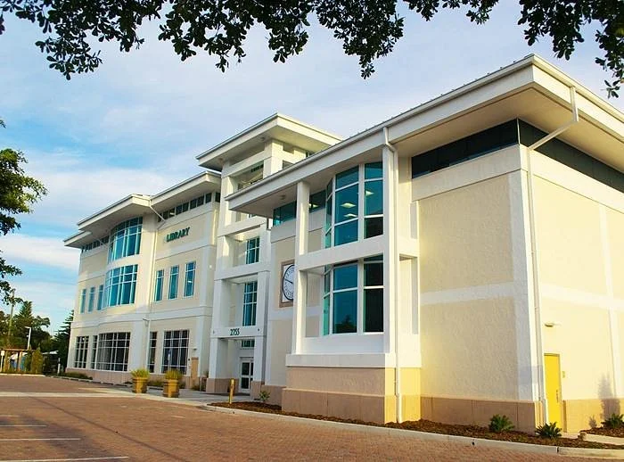 Fort Myers Beach Public Library