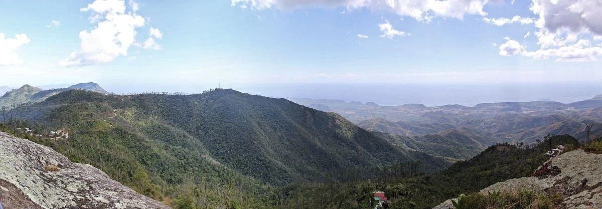 La Gran Piedra (The Big Rock)