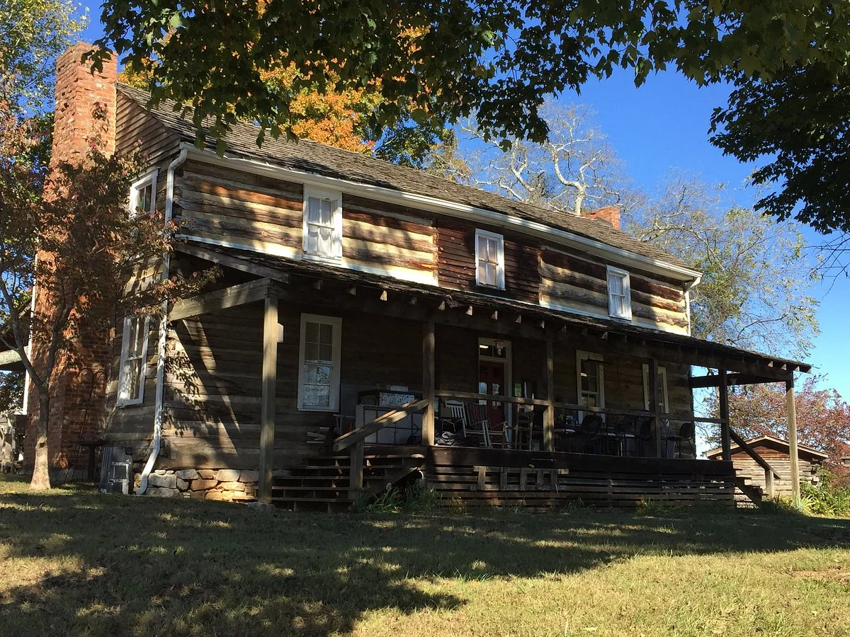 Cades Cove Museum