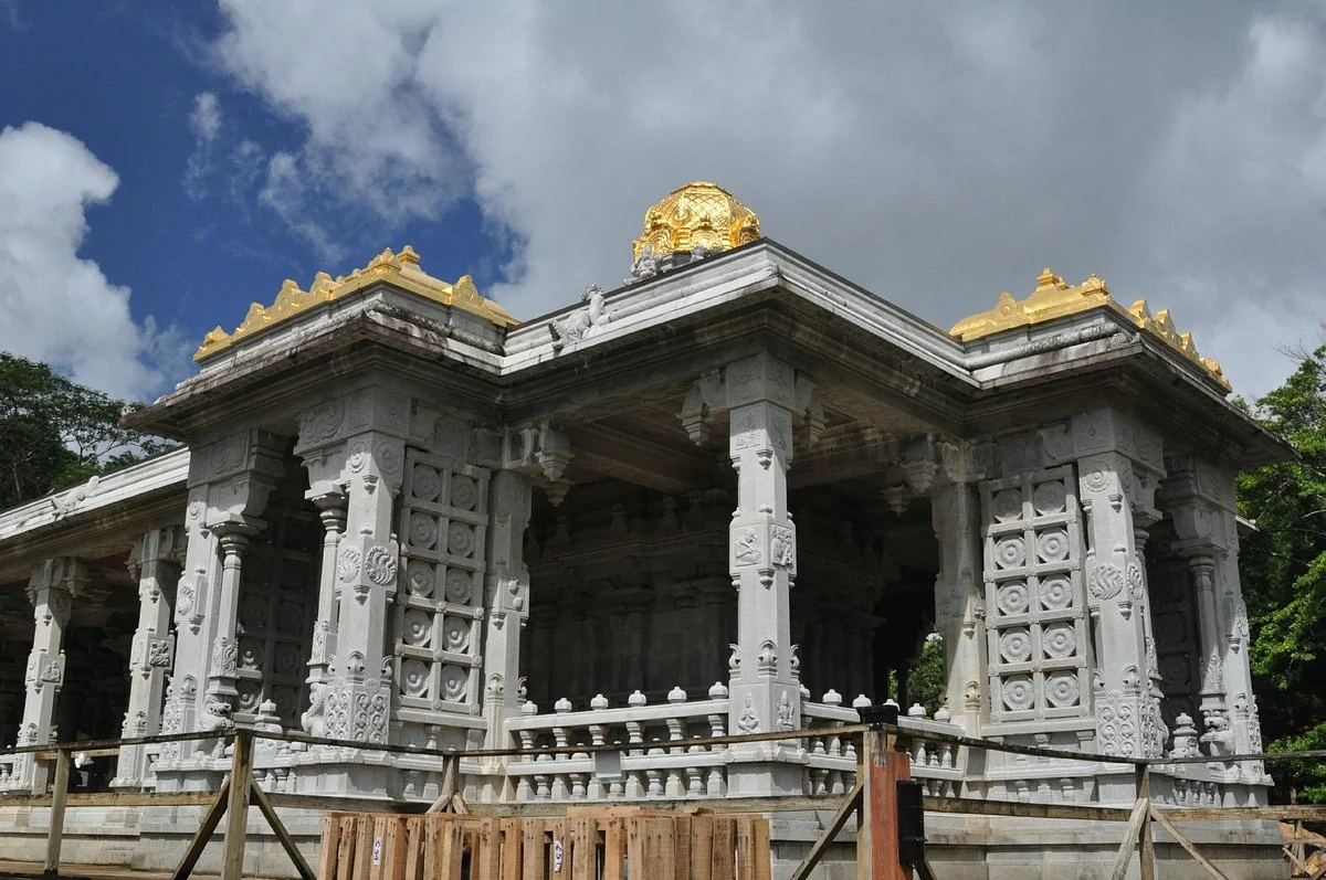 Kadavul Hindu Temple