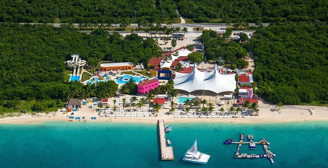 Playa Mia Grand Beach Park