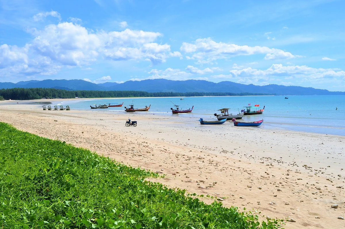 Pakarang Beach