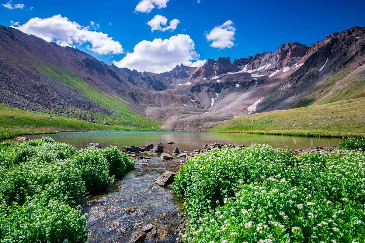Blue Lakes Trail