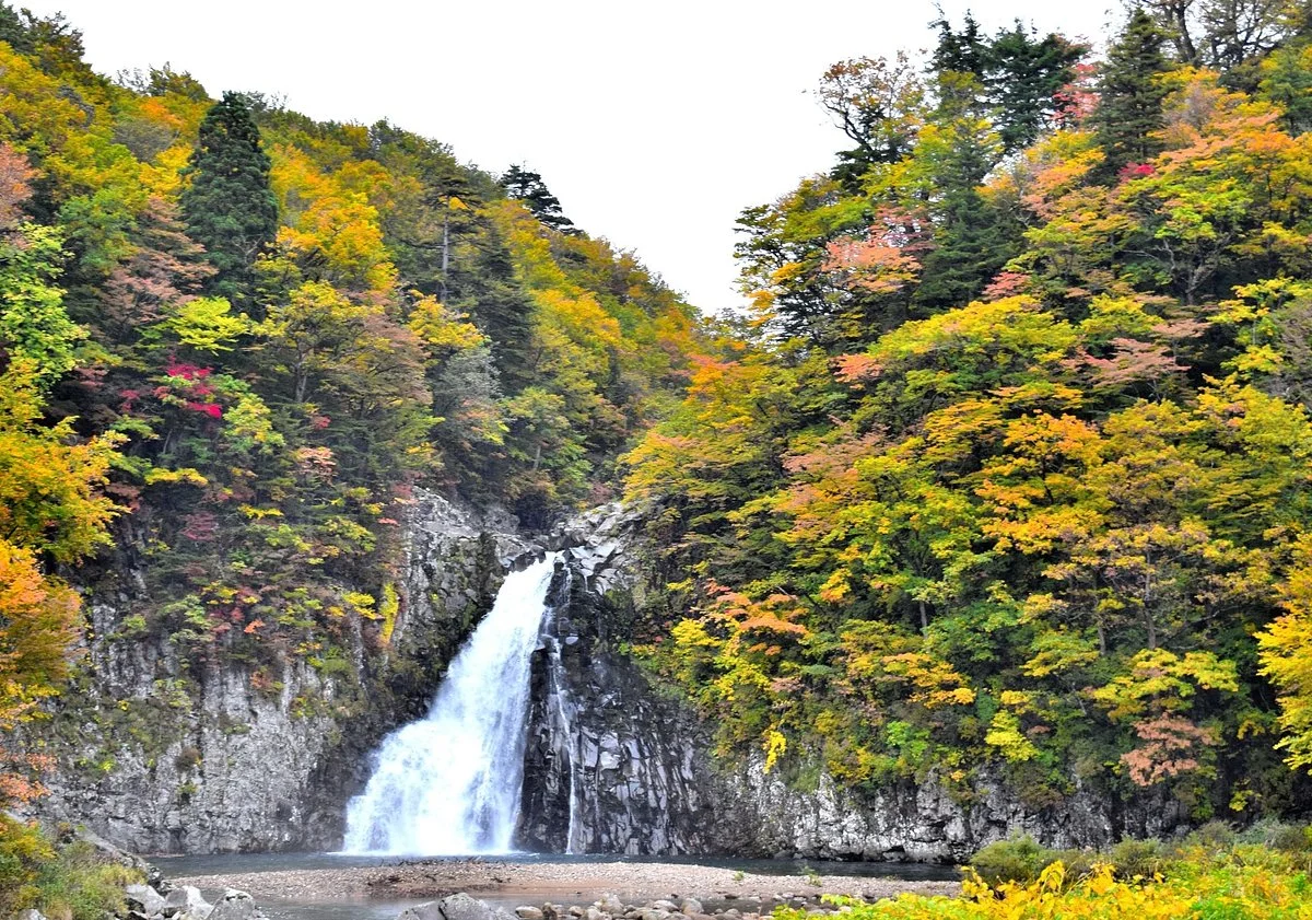 Hottai Falls
