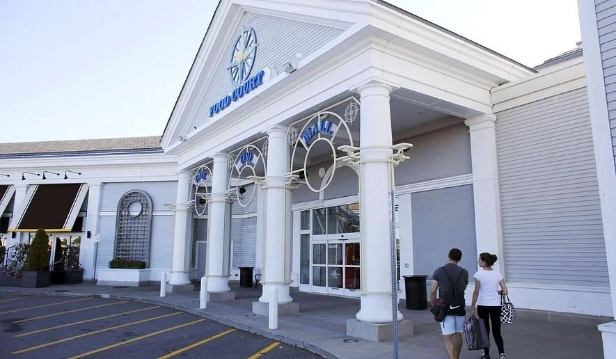 Cape Cod Mall