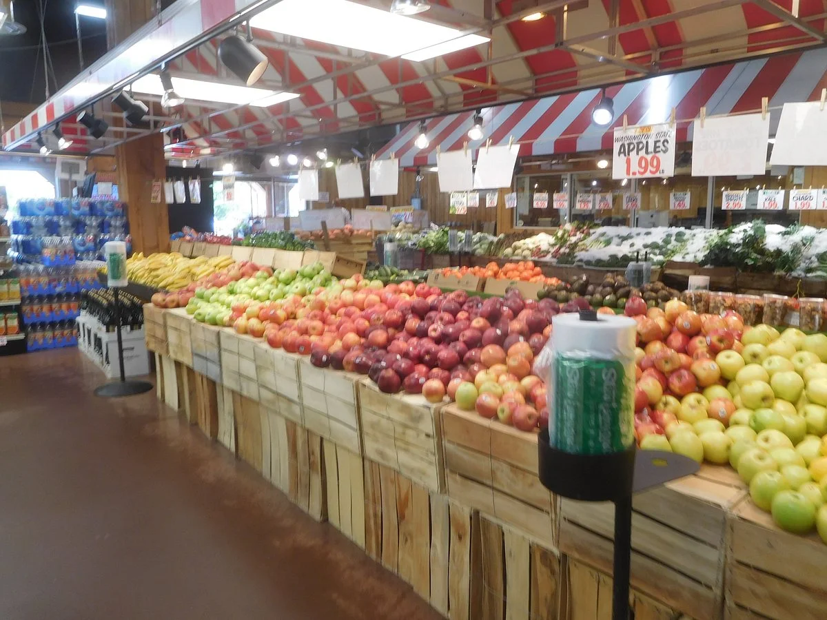 Tom Leonard's Farmer's Market