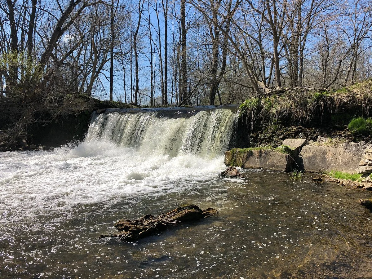 Lynn River Falls