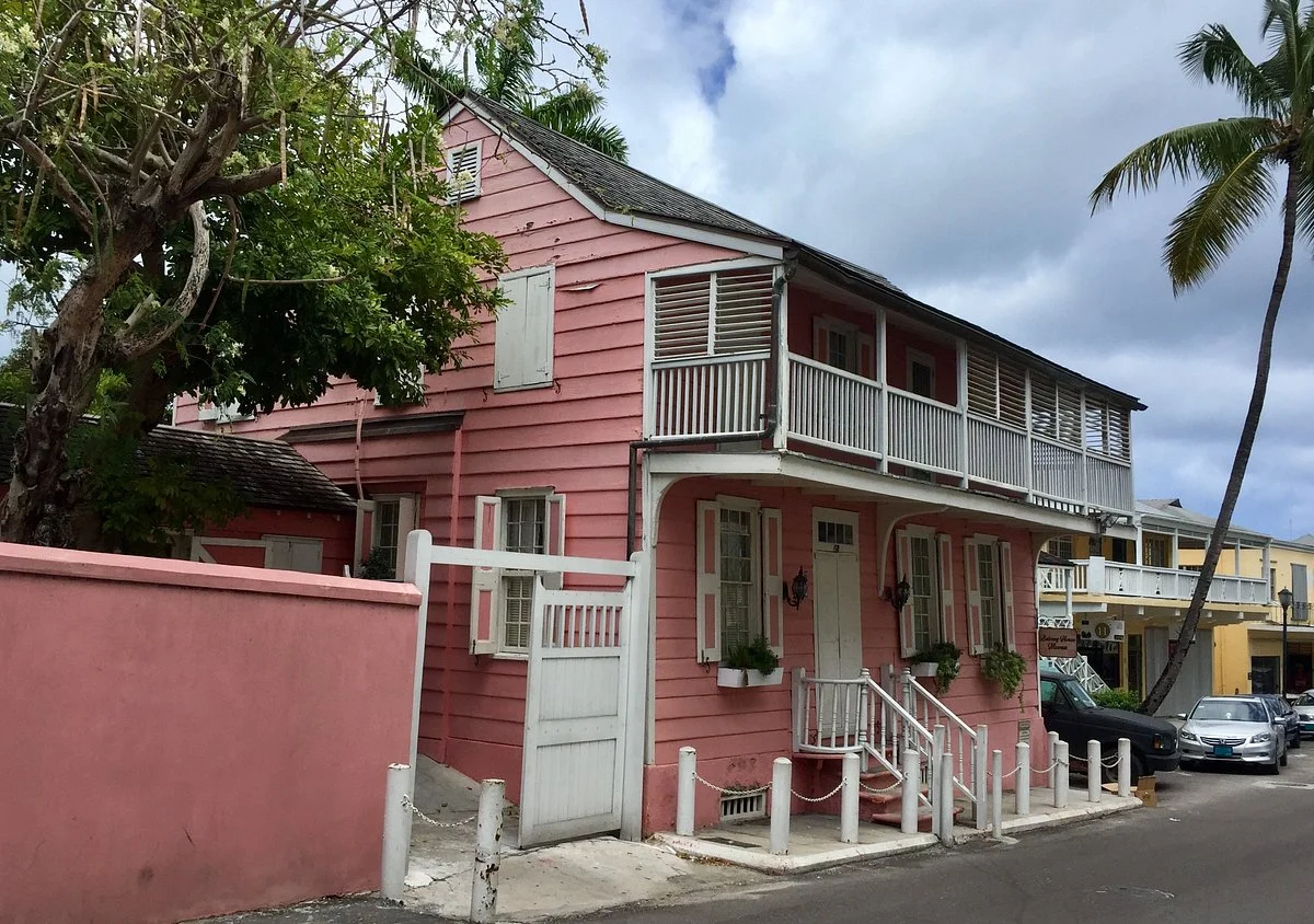 Balcony House