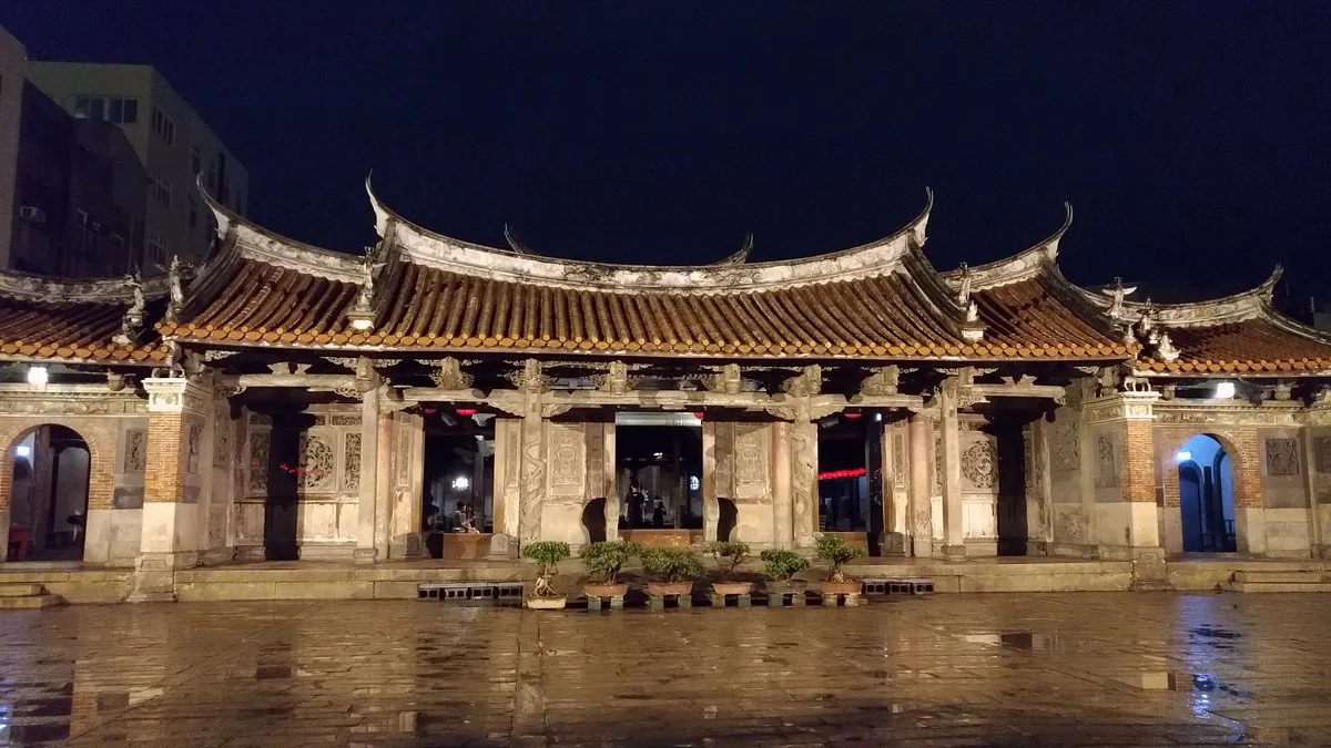 Lugang Longshan Temple