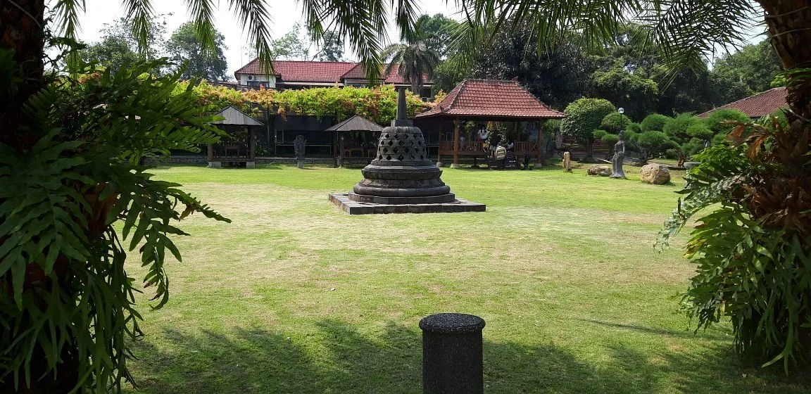 Agro Tawon Wisata Petik Madu