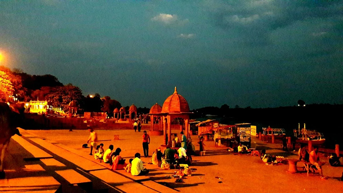 narmada river puja