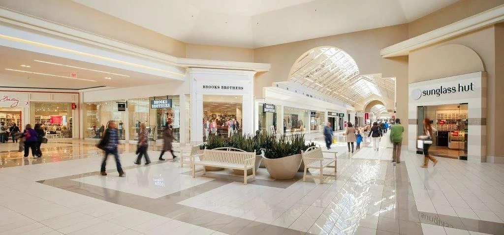 Fashion Outlets of Niagara Falls, USA