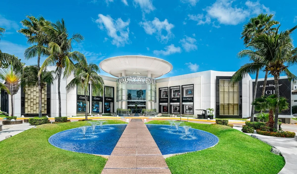 Luxury Avenue Mall Cancun
