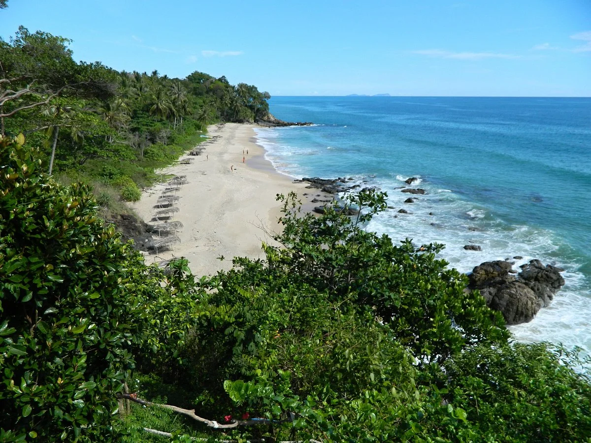 Diamond Cliff Beach