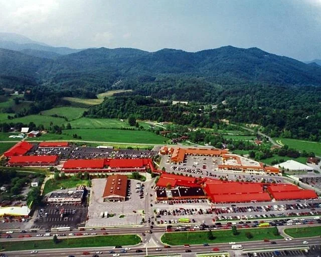 Pigeon Forge Factory Outlet