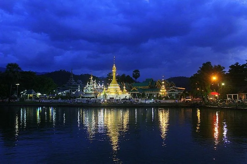 Wat Chong Kham