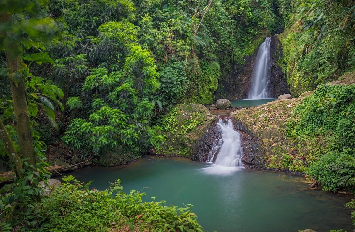 Seven Sisters Falls