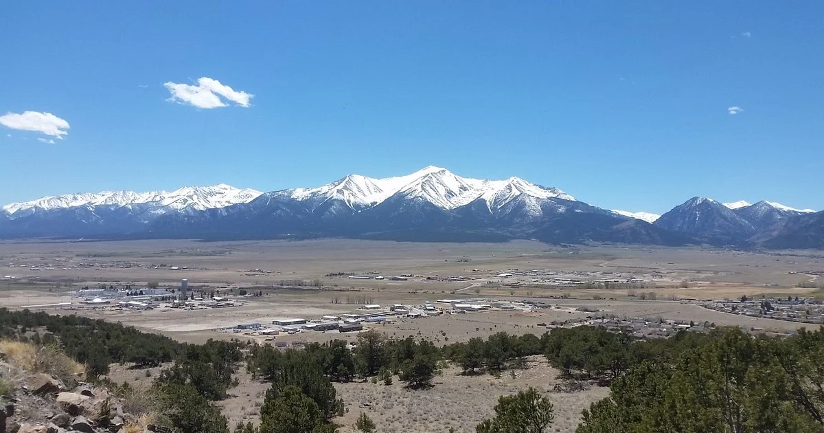 Collegiate Peaks Scenic Overlook