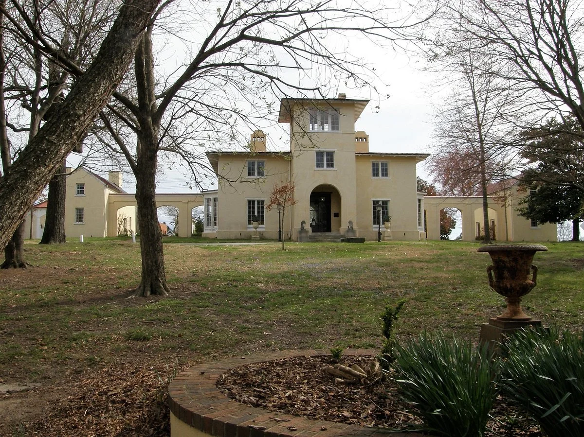 Blandwood
