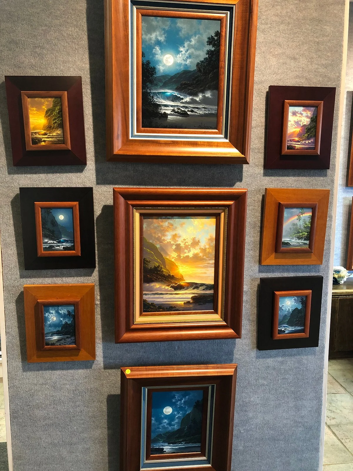 Genesis Gallery Queens Marketplace
