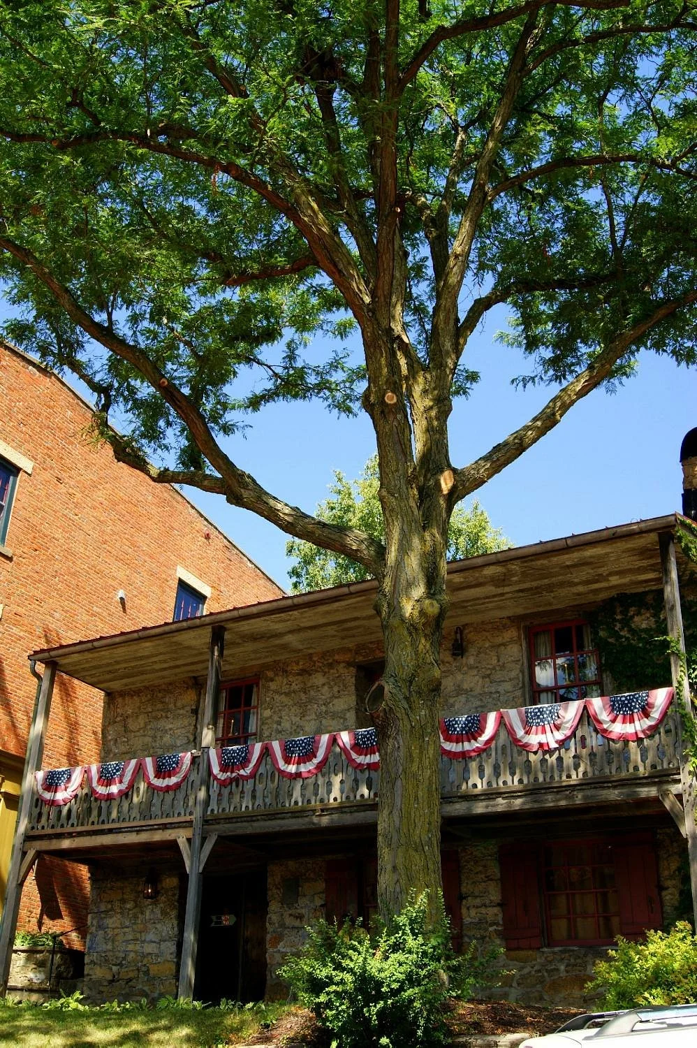Dowling House