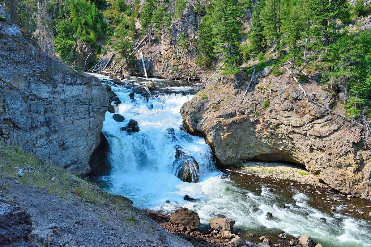 Firehole Canyon Drive