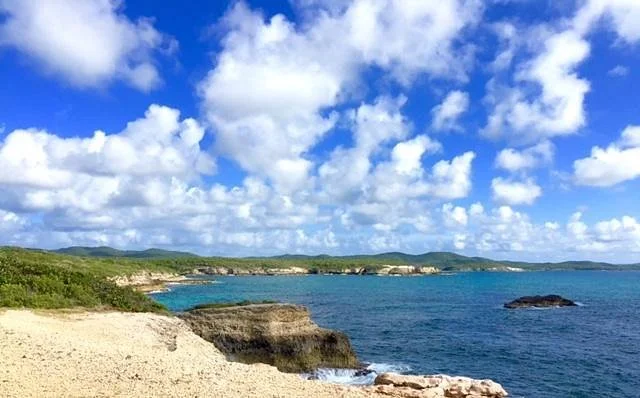 Puerto Ferro Lighthouse