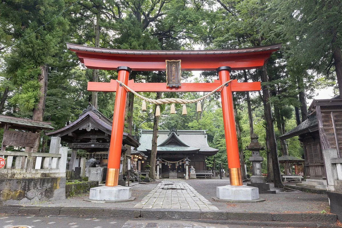 Omuro Sengen Shrine (Shimosengen)