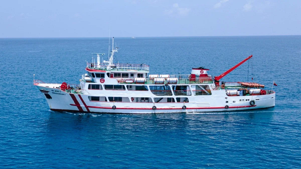 Green Ocean Ferry