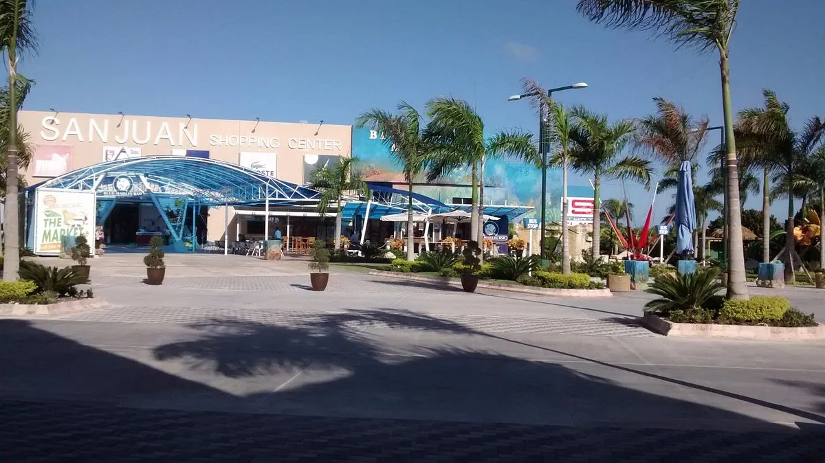 San Juan Shopping Center