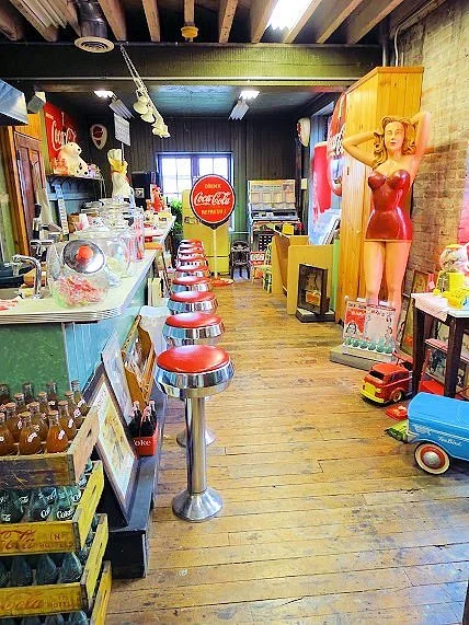 Rivertowne Antique Center