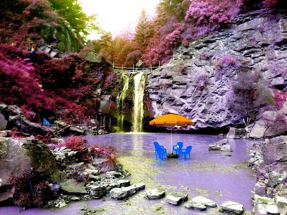 Nergola Waterfall