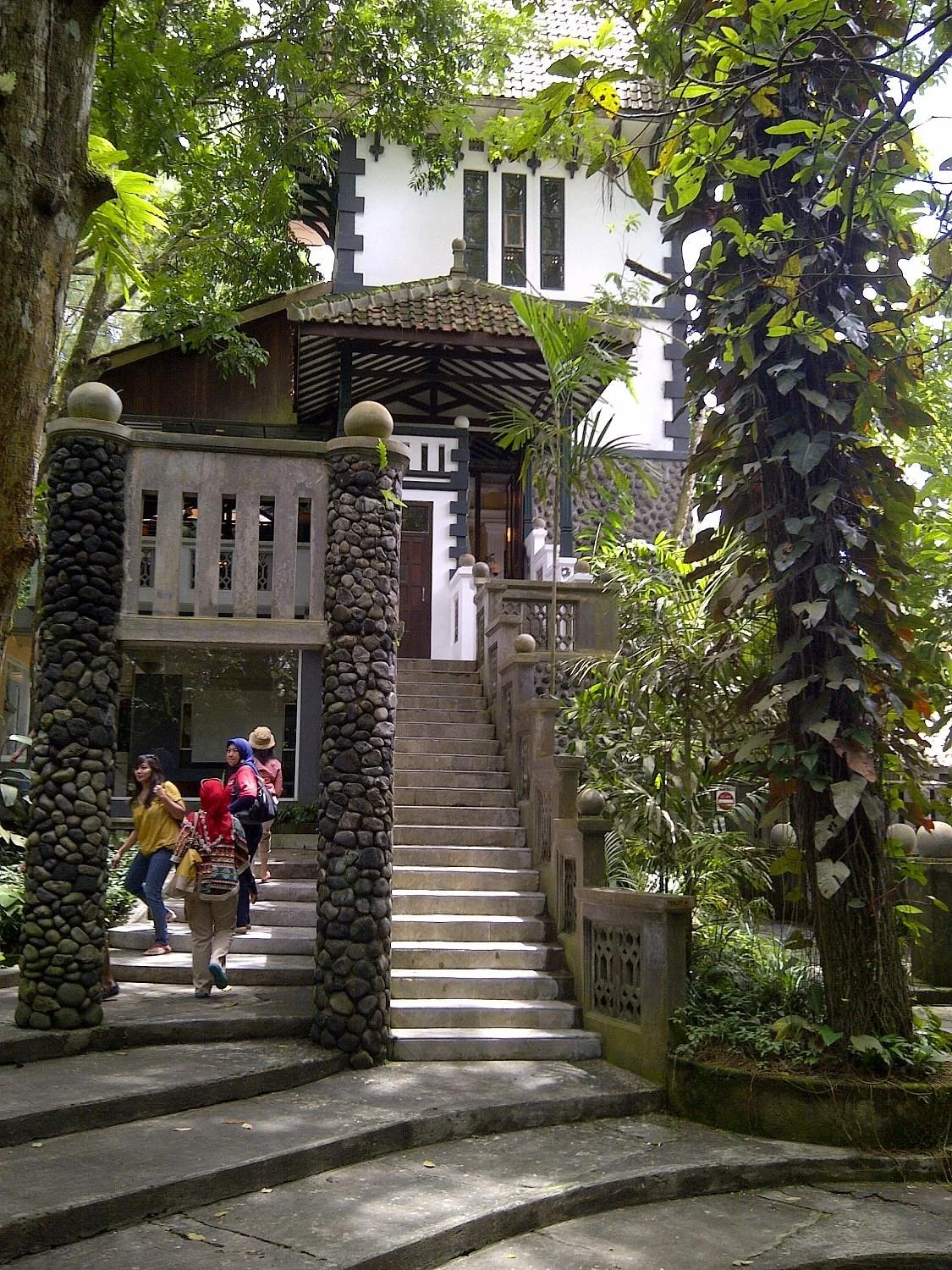 Ullen Sentalu Museum
