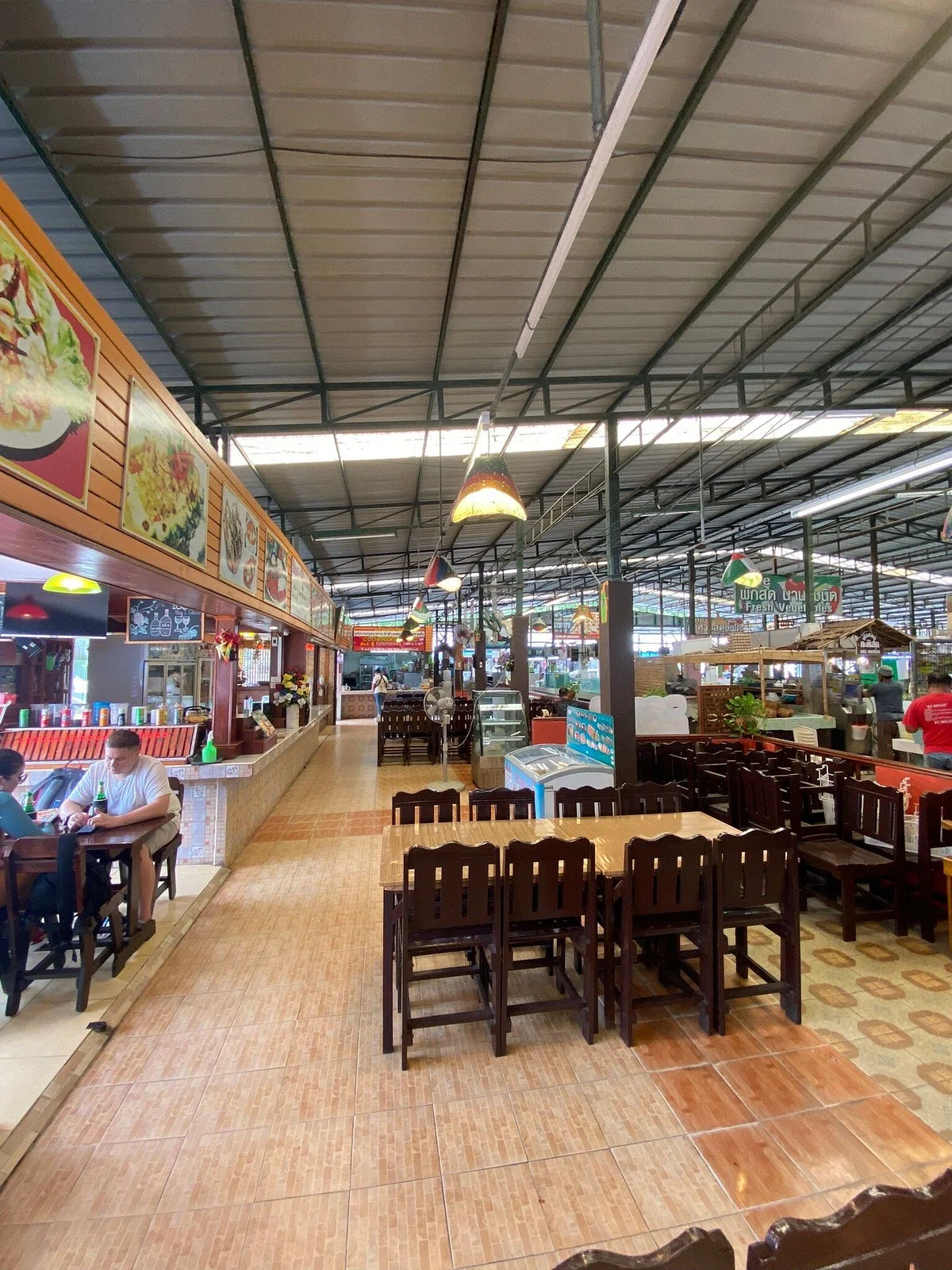Mae Somchit Kata Fresh Market