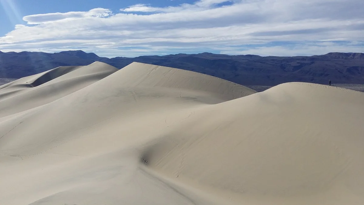 Eureka Dunes