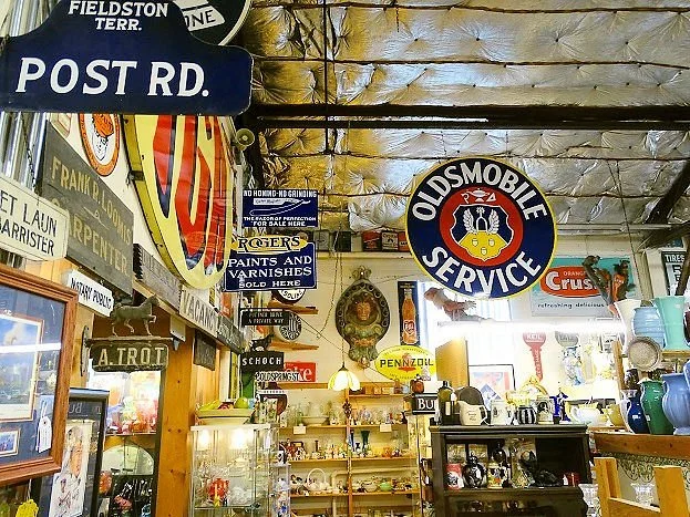 Clinton Antiques Center