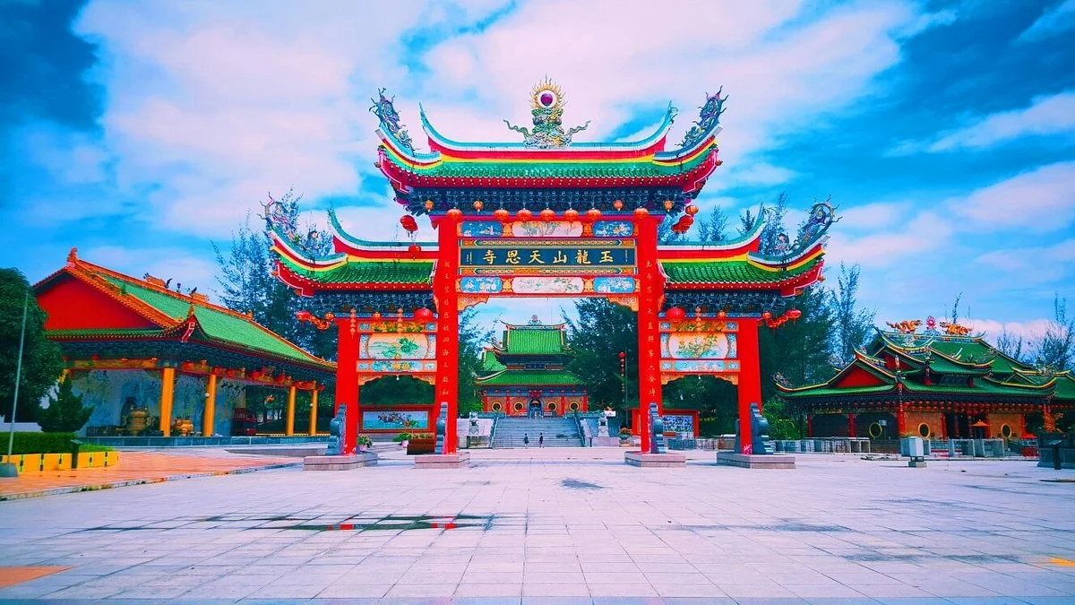 Jade Dragon Temple