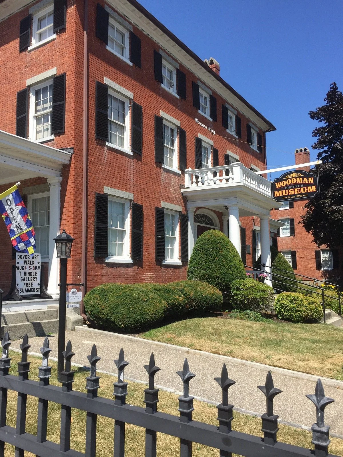 Woodman Institute Museum