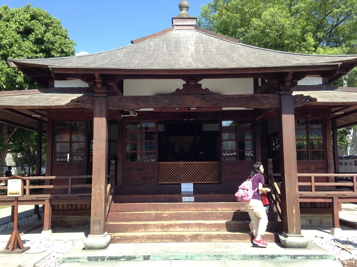 Hualian Jian Shrine