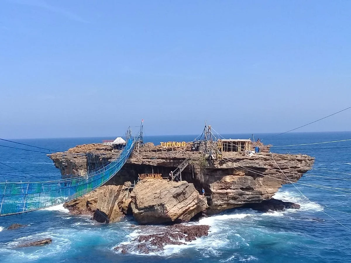 Timang Beach