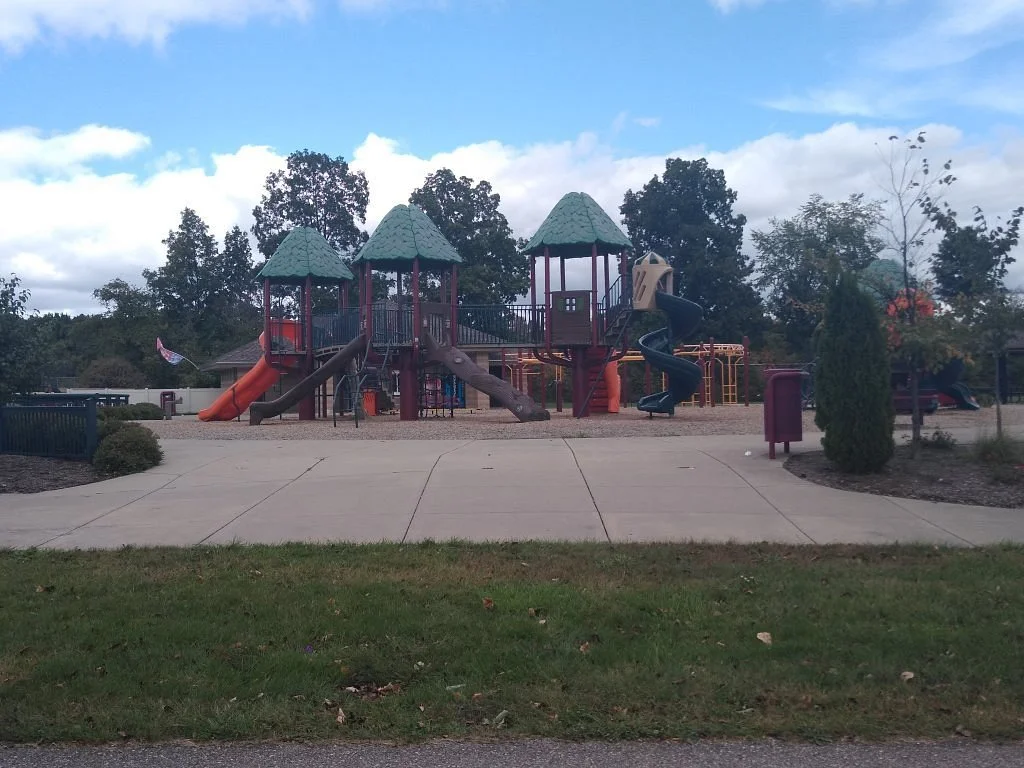 Macomb Corner Park